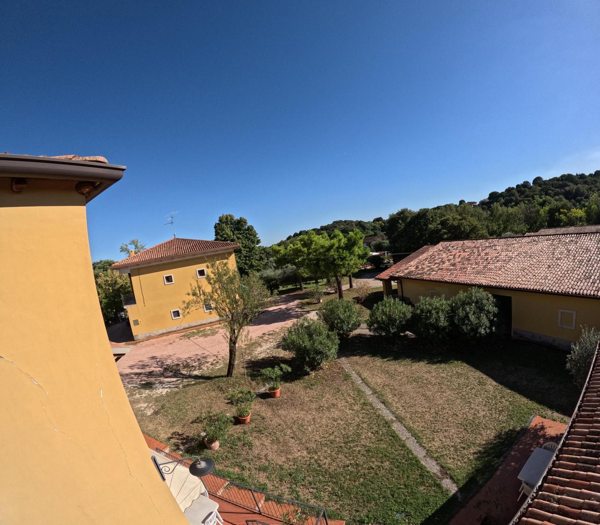 Agriturismo Gardenali Вольта-Мантована Номер фото