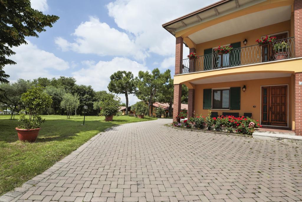 Agriturismo Gardenali Вольта-Мантована Экстерьер фото
