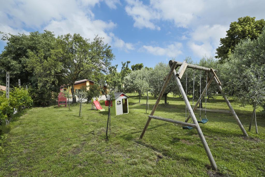 Agriturismo Gardenali Вольта-Мантована Экстерьер фото